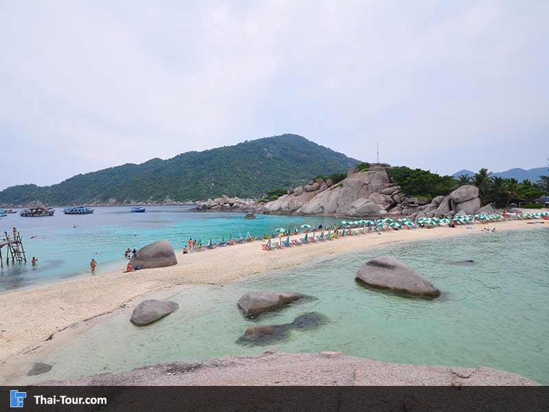 ทะเลแหวกในช่วงกลางวัน