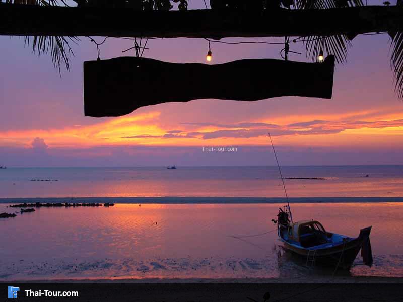 อ่าวศรีธนู บรรยากาศสวยๆ