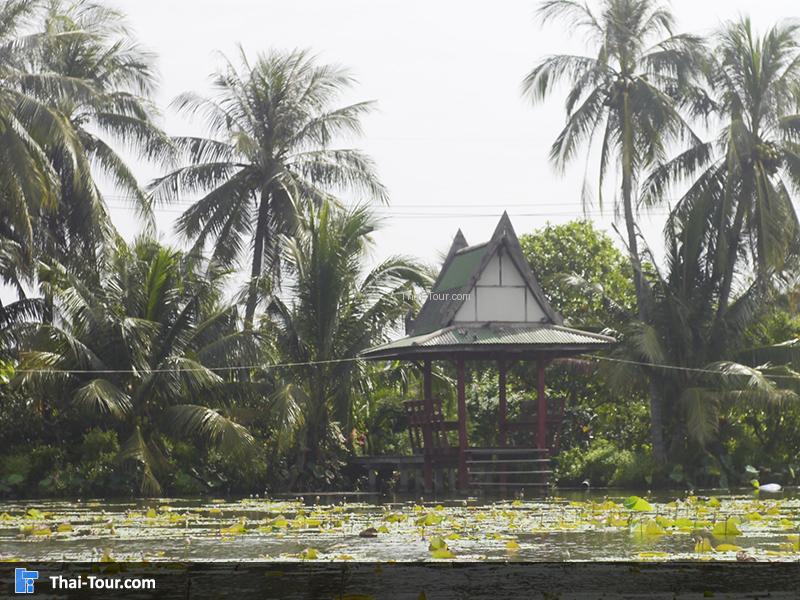 ศาลาเล็กนั่งชมวิวดีดี