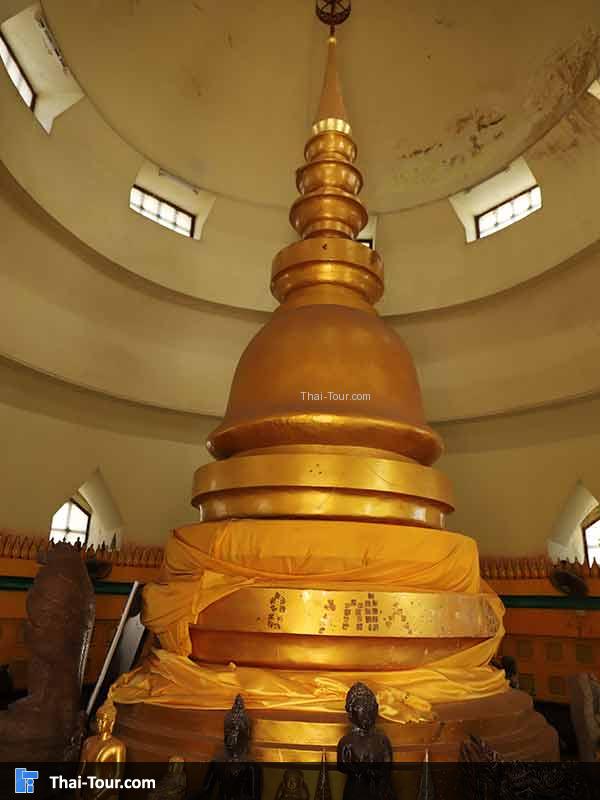 เจดีย์ทองด้านใน
