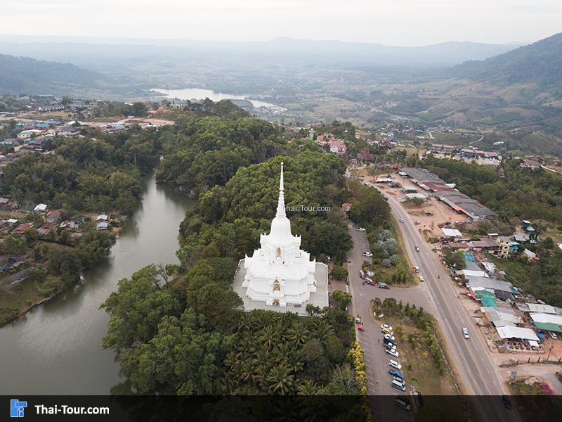 ภาพถ่ายมุมสูงเจดีย์พระบรมสารีริกธาตุเขาค้อ