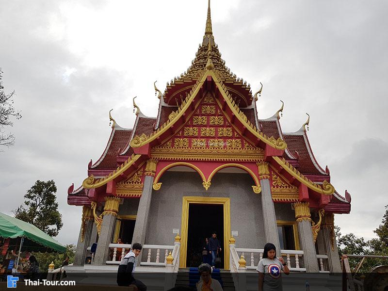 วัดผาตากเสื้อ