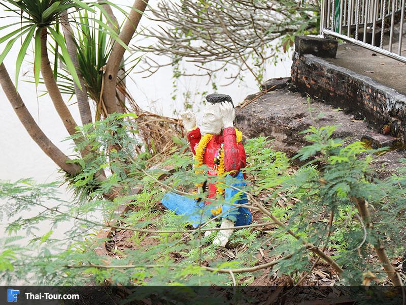 วัดหินหมากเป้ง