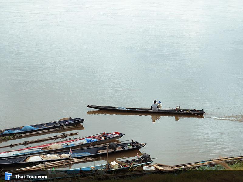 เรือริม หมู่บ้าน