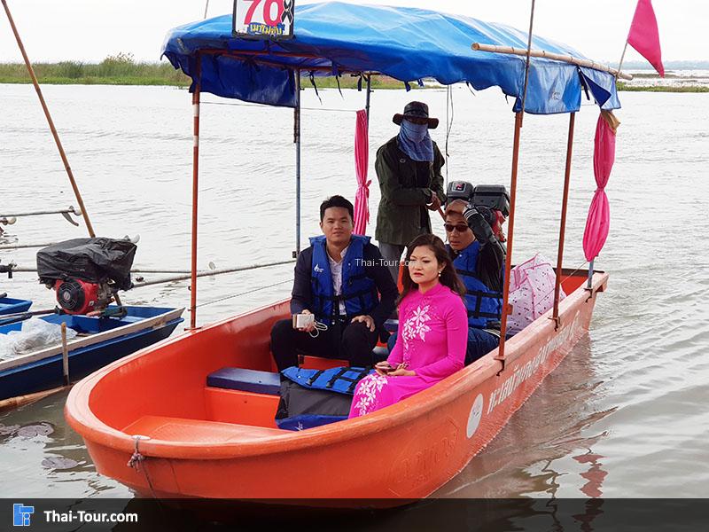 เรือนำเที่ยวแบบชิวๆ