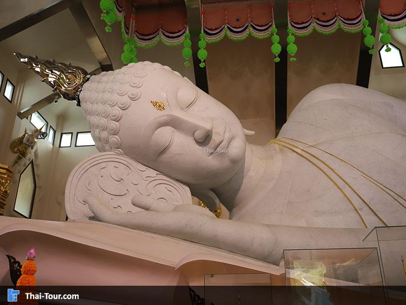 พระนอน วัดป่าภูก้อน