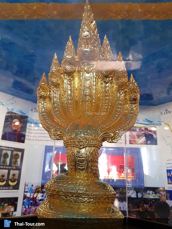 พญานาคเจ็ดเศียร สวยงามมาก