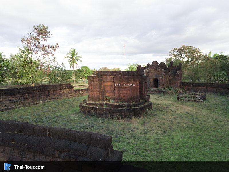 วิวมุมสูงด้านบน ของ ปราสาทบ้านพันนา