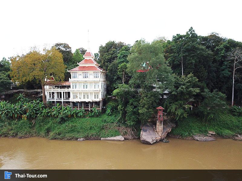 ริมแม่น้ำโขง