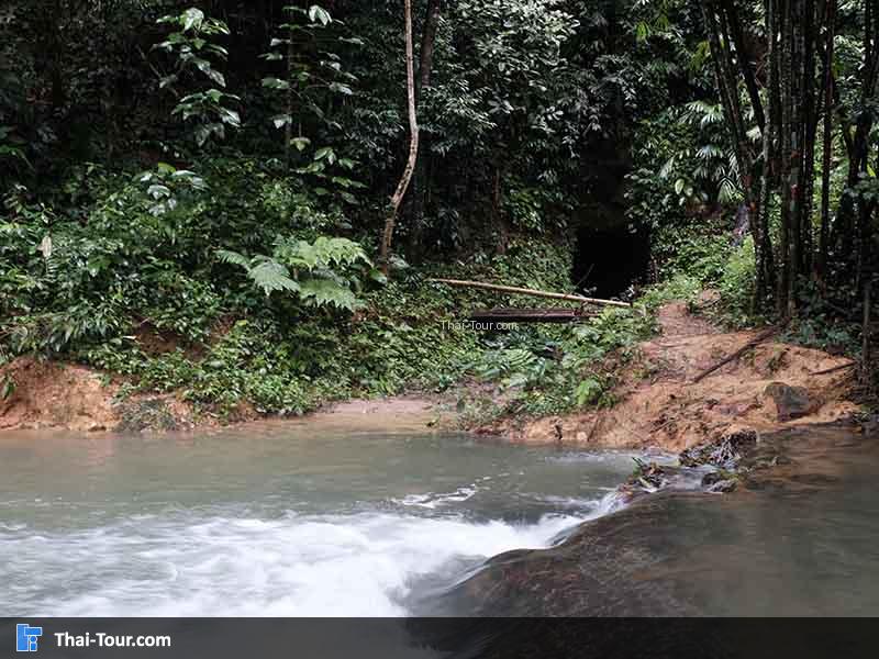 อุโมงค์ลำเลียง เหมืองแร่ทองคำโต๊ะโมะ