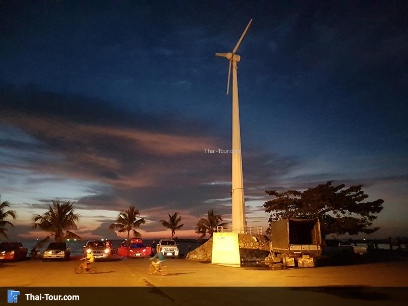 สะพานยื่น หาดบ้านอำเภอ