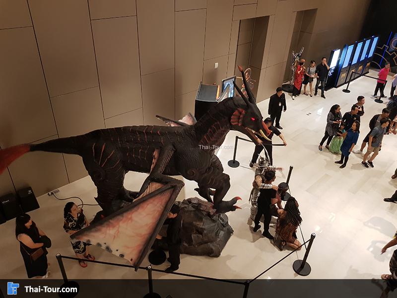 หลังเลิก