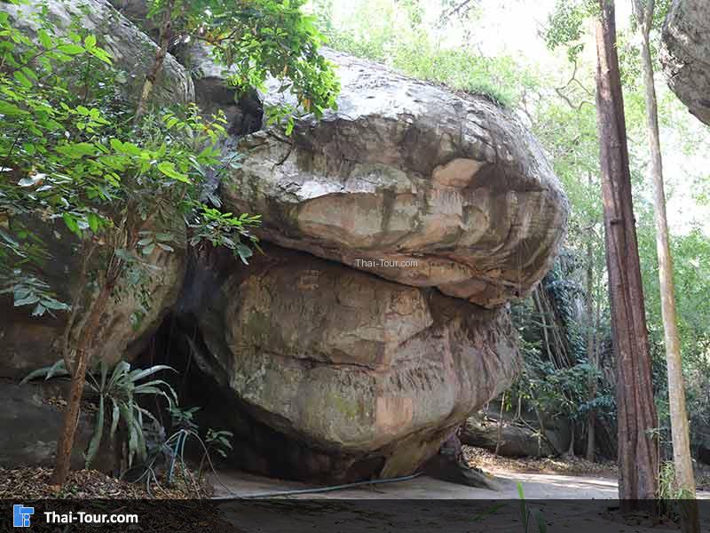 บรรยากาศเดินชมหิน