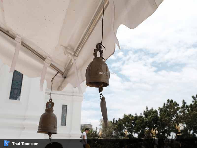 องค์หลักเมืองภายในศาลหลักเมืองสุราษฎร์ธานี