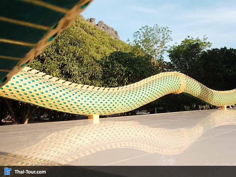 ลำตัวของพญานาค วัดอ่าวน้อย