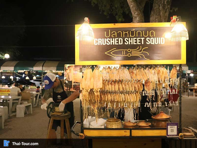 ร้านขายปลาหมึก น้ำจิ๋ม สูตรเด็ด