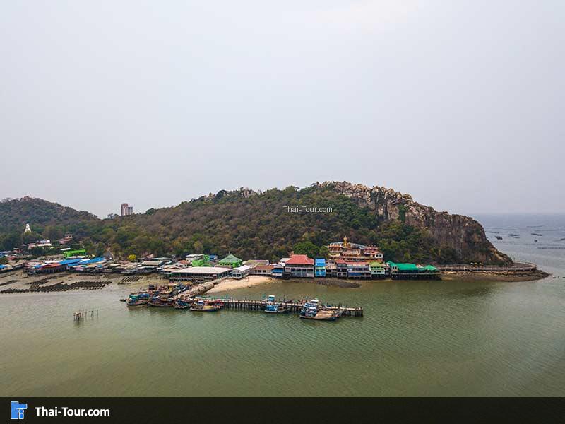 ภาพมุมสูง ที่เขาสามมุข