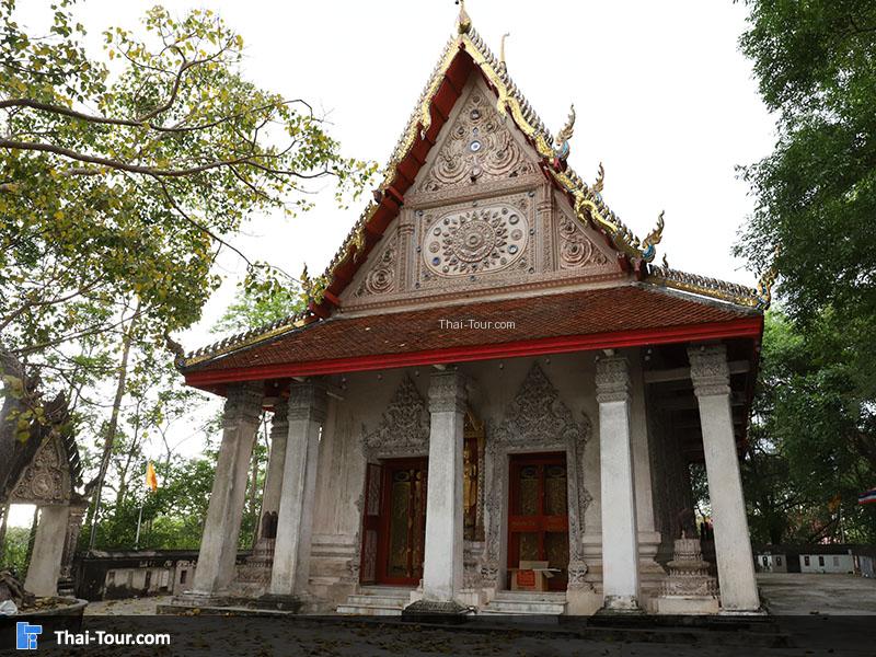 พระอุโบสถ ของ วัดเขายี่สาร