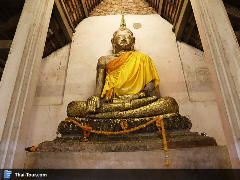 พระประทานด้านใน วัดเขายี่สาร