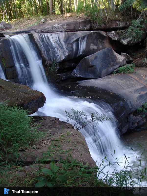 น้ำตกวังตาด น้ำเยอะตลอดทั้งปี