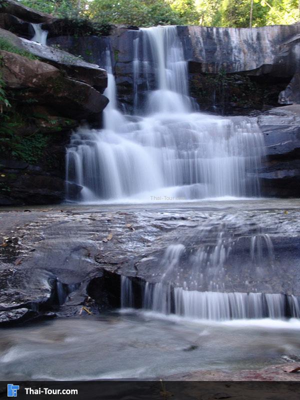 น้ำตกวังตาด น้ำตกเยอะมาก