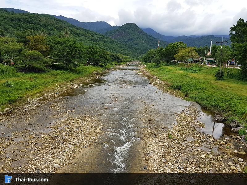 ภาพมุมสูงของคีรีวง 