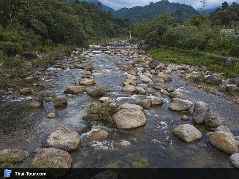 ภาพมุมสูง ภาพมุมสูงของคีรีวง 