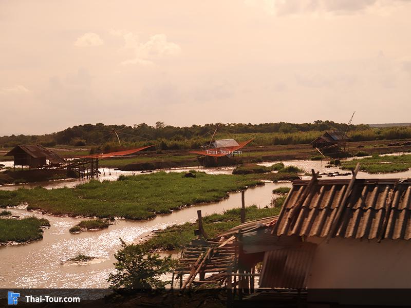 ช่วงตอนเย็นๆ ของ มุมสูง สะพานเอกชัยย หรือเรียกว่าสะพานเฉลิมพระเกียรติ์ 80 พรรษา
