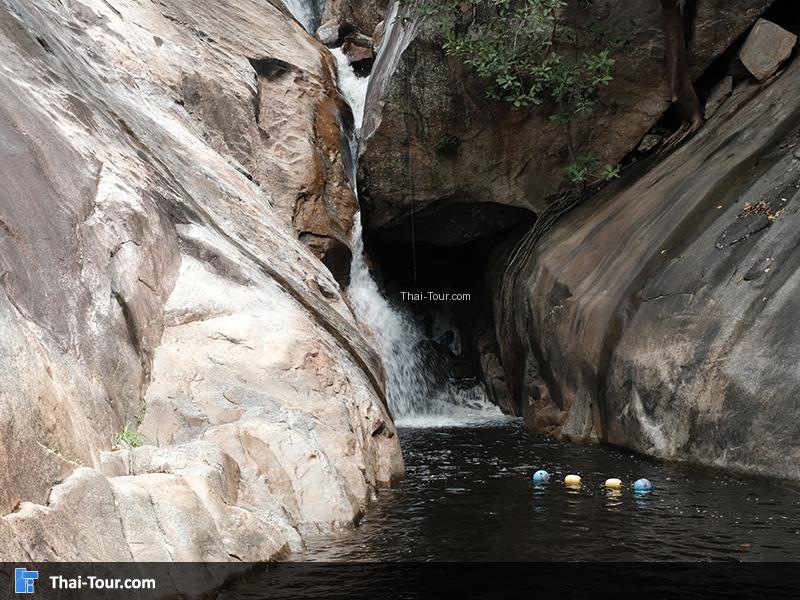 น้ำตกชั้น5