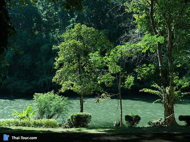 วิวแม่น้ำเงา