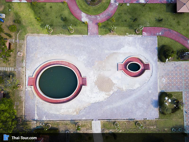 ภาพมุมสูง บ่อน้ำพุร้อนพระร่วง