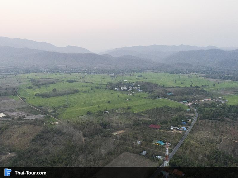 ด้านหน้าจะล้อมรอบไปด้วย วิวต้นไม้