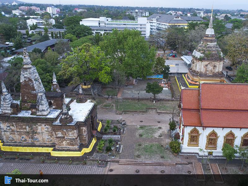 ประตูทางเข้าวัดเจ็ดยอด