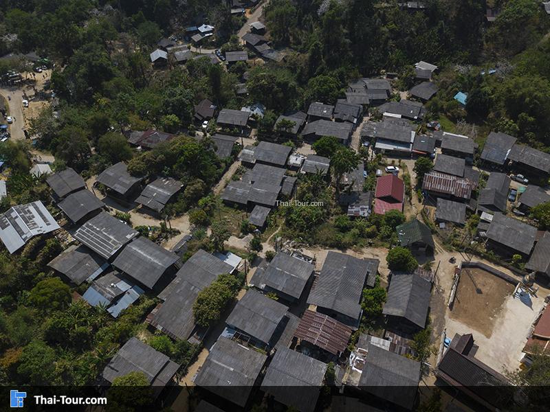 มองจากข้างบนมองลงไป บ้านสวยงาม