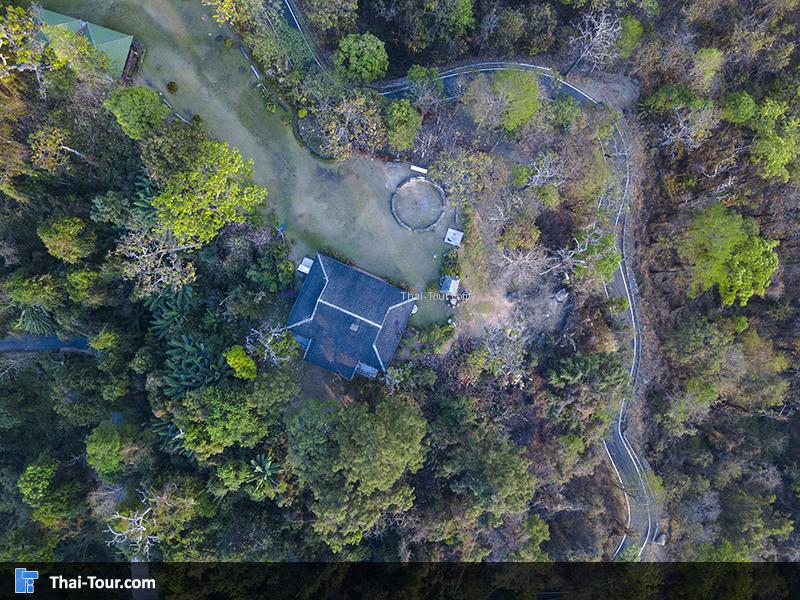 ภาพมุมสูงมองเห็น อุทยานแห่งชาติขุนตาล
