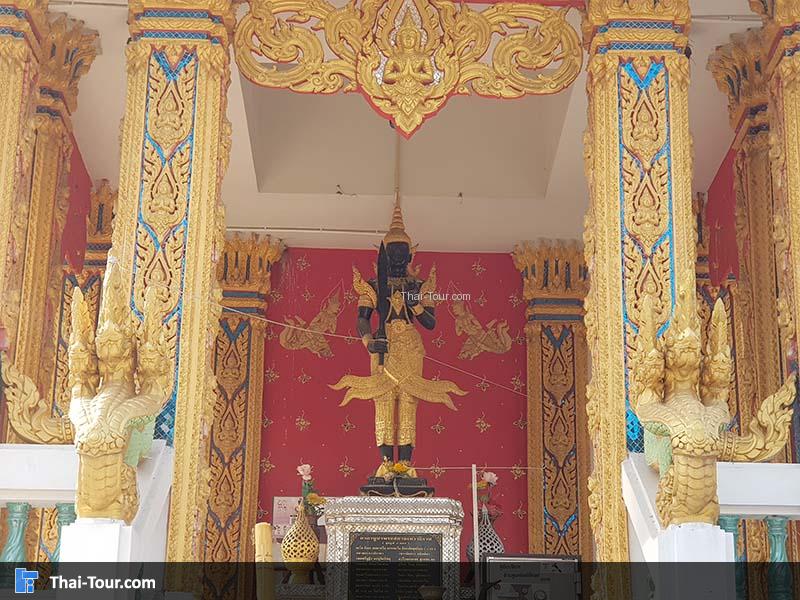 จุดกราบ นมัสการพระสยามเทวาธิราช