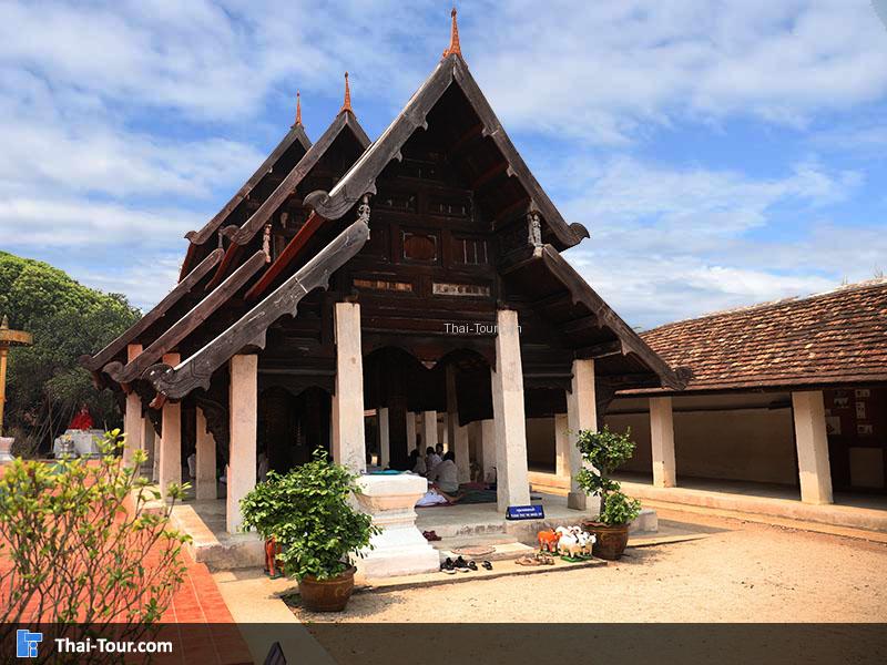 วิหารน้ำแต้ม