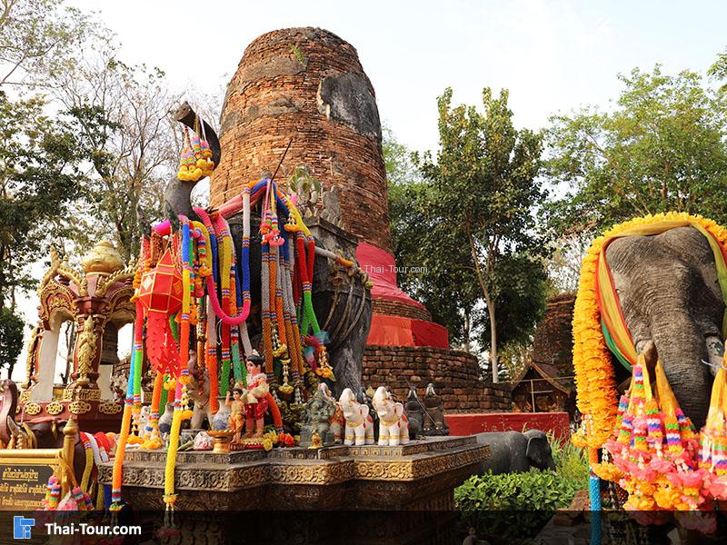 จุดถวายพวงมาลัย