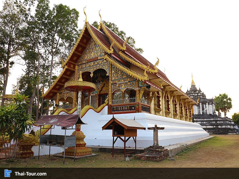 พระอุโบสถ  วัดพระยืน