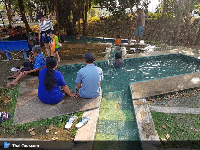 น้ำพุร้อนโป่งพระบาท