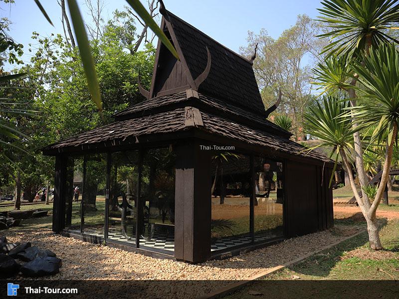 พิพิธภัณฑ์บ้านดำ