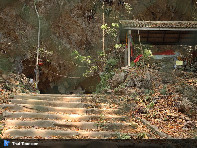 ถ้ำหลวง ขุนน้ำนางนอน