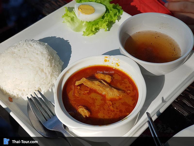 ข้าวมัสมั่น