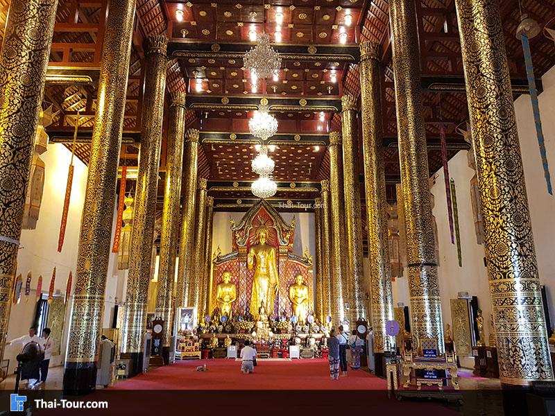 ด้านในพระอุโบสถ