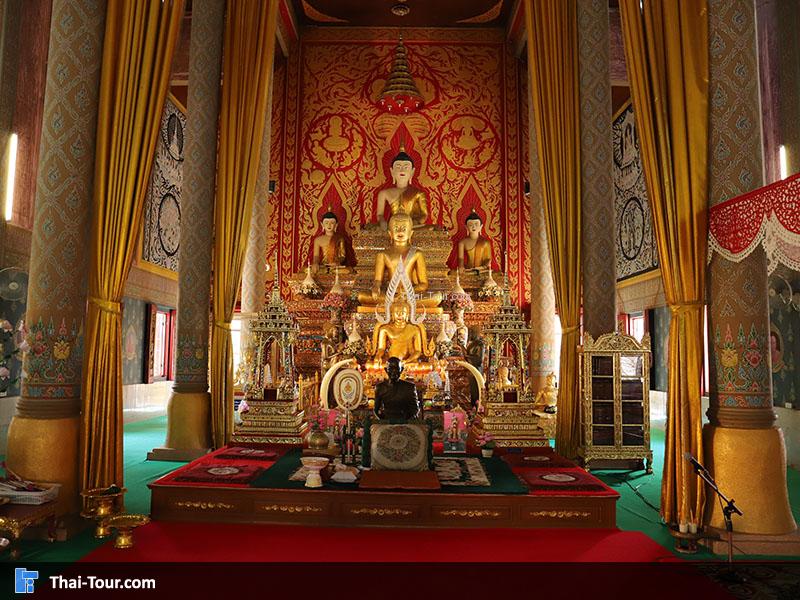 พระประทาน วัดพระธาตุดอยสะเก็ด เชียงใหม่