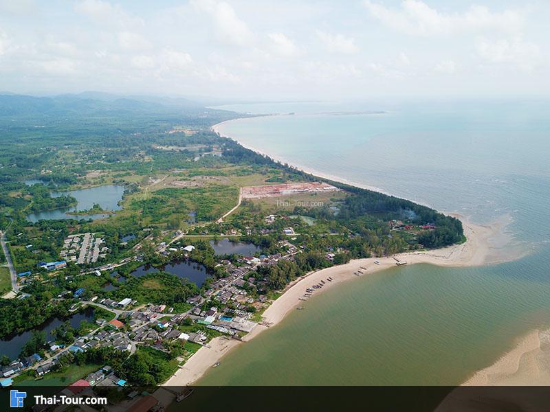 ภาพมุมสุงของ ท่าเรือบ้านน้ำเค็ม
