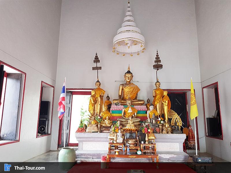 พระประทาน วัดเสนานุชรังสรรค์