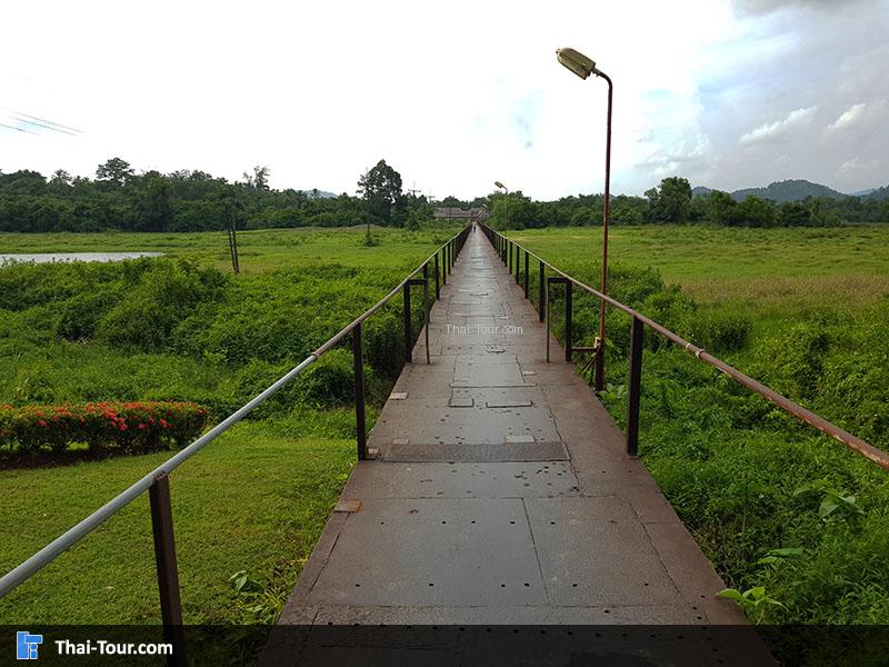 สะพานเหล็กบุญสูง