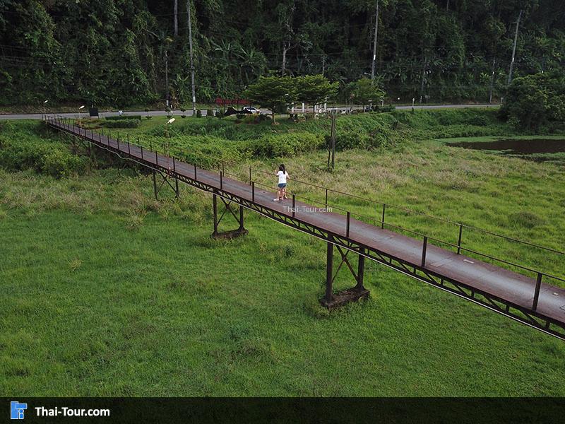ภาพมุมสูง สะพานเหล็กบุญสูง