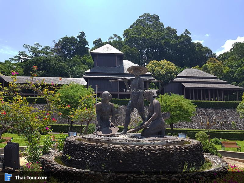 พระราชวังรัตนรังสรรค์